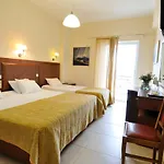 Artina Otel 2*