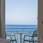 阿尔蒂娜诺沃酒店 马拉松波利斯