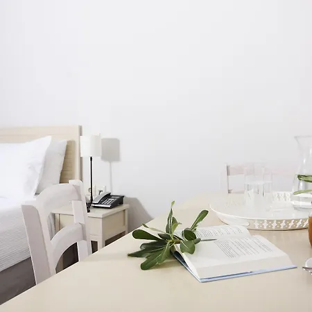 Hotel Artina Marathópolis