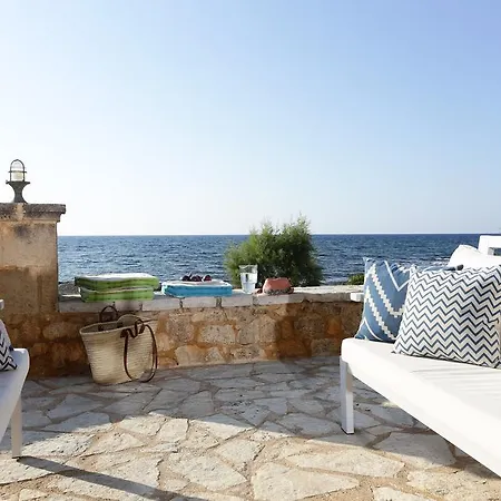 Artina 2* Marathopoli