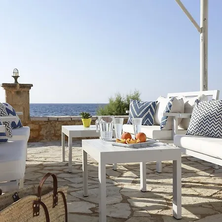 Artina 2* Marathopoli