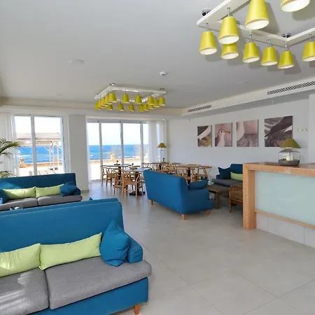 Hotel Artina Marathópolis