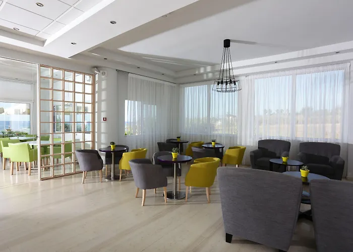 Artina 2* Маратополис