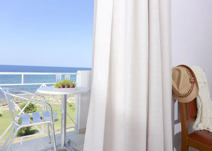 Artina Отель Маратополис