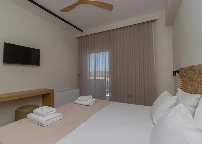 Artina Hotel Marathopoli