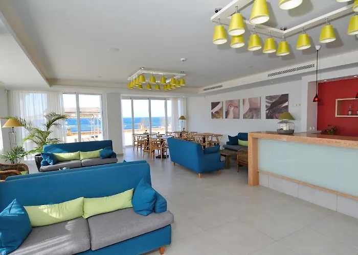 Hotel Artina Marathopoli